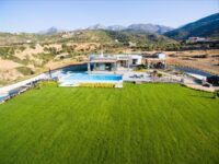 Amazing-Seafront-Villa-at-Crete-37