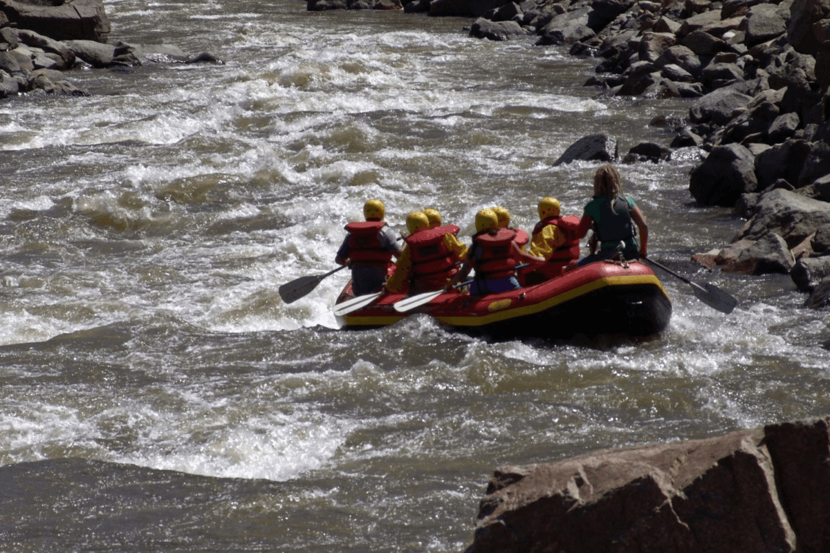 river-rafting-at-kolad-package