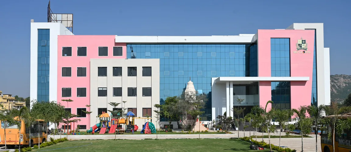 mg-global-school-breadcrumb