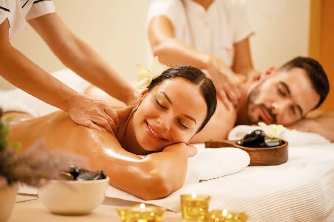 couple massage