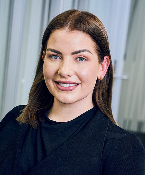 Headshot-Stefani-July-2023