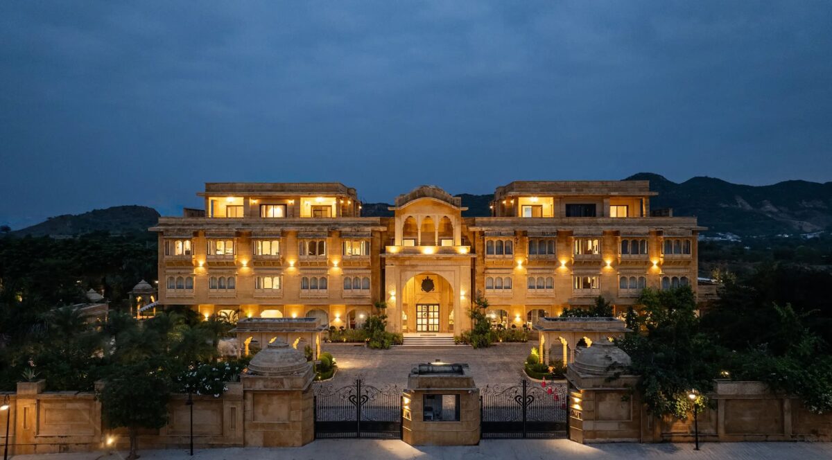 luxury hotel in pushkar